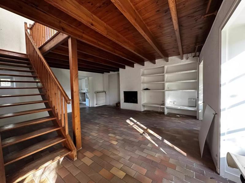 Propriété - 180 m² - 8 pièces