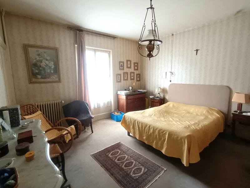 Maison - 290 m² - 14 pièces