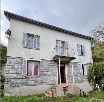 Maison - 153 m² - 6 pièces