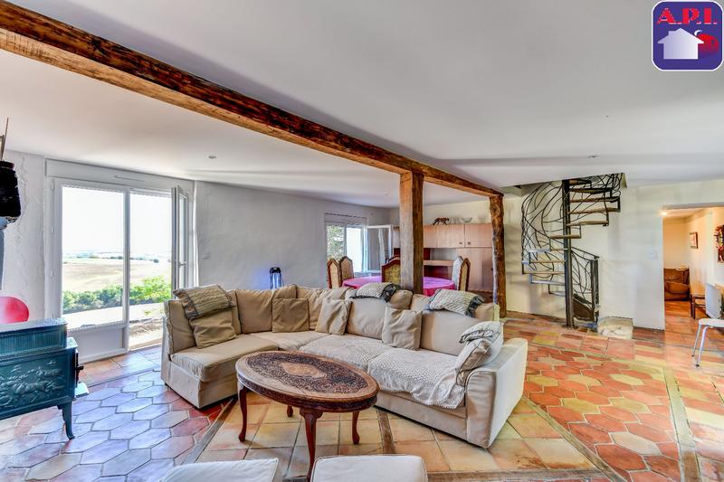 Maison - 463 m² - 18 pièces