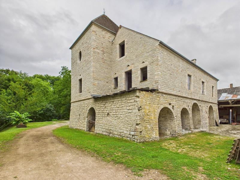 Maison - 312 m² - 8 pièces