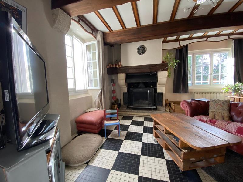 Maison - 255 m² - 10 pièces