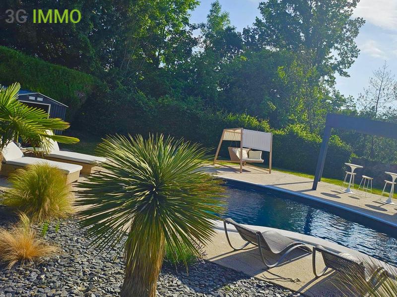 Maison d'architecte - 201 m² - 9 pièces