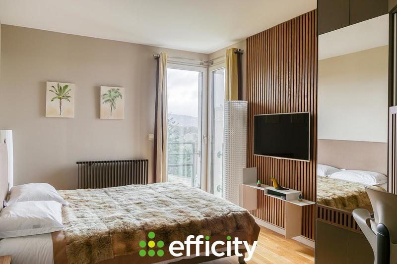 Appartement - 111 m² - 4 pièces