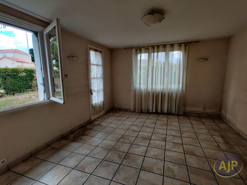 Maison - 160 m² - 8 pièces