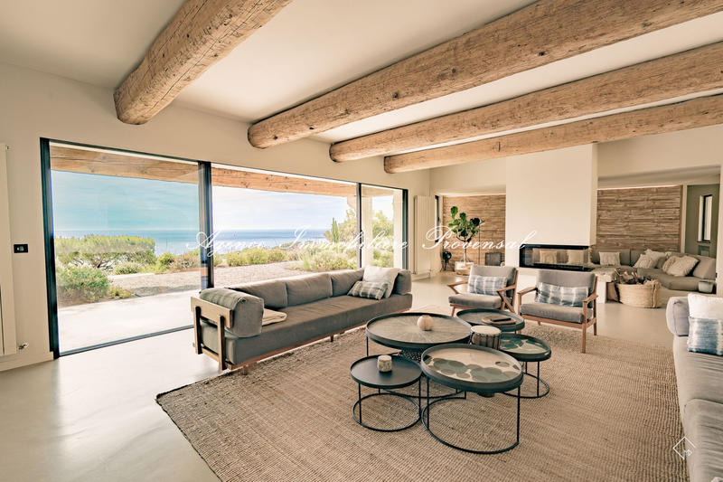 Villa - 360 m² - 6 pièces