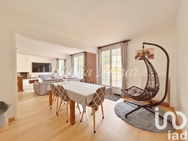 Maison - 135 m² - 6 pièces