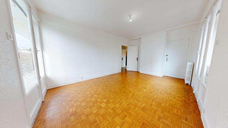 Appartement - 144 m² - 5 pièces