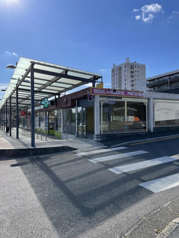 Local commercial - 180 m²