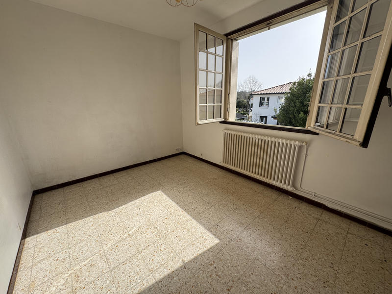 Maison - 183 m² - 7 pièces