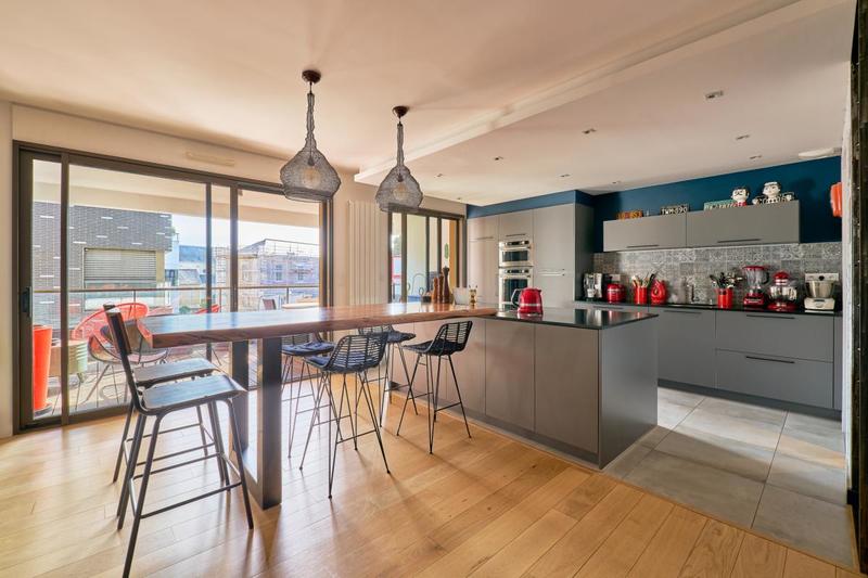 Appartement - 80 m² - 3 pièces