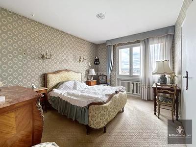 Appartement - 82 m² - 4 pièces