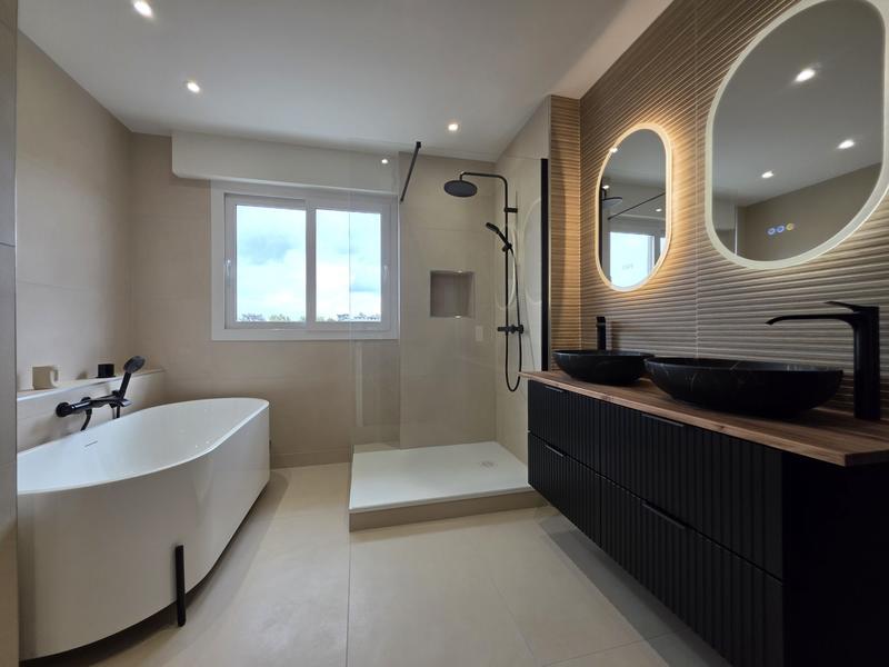 Appartement - 101 m² - 4 pièces