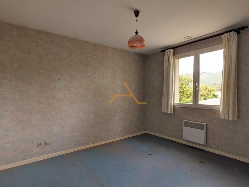 Villa - 99 m² - 4 pièces