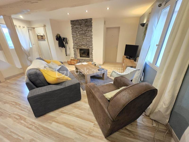 Maison de village - 94 m² - 3 pièces