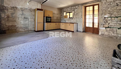 Maison - 90 m² - 3 pièces