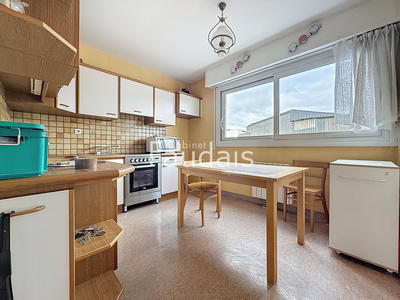 Appartement - 84 m² - 3 pièces