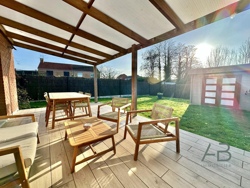 Maison - 92 m² - 5 pièces