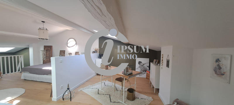 Maison ancienne - 241 m² - 8 pièces