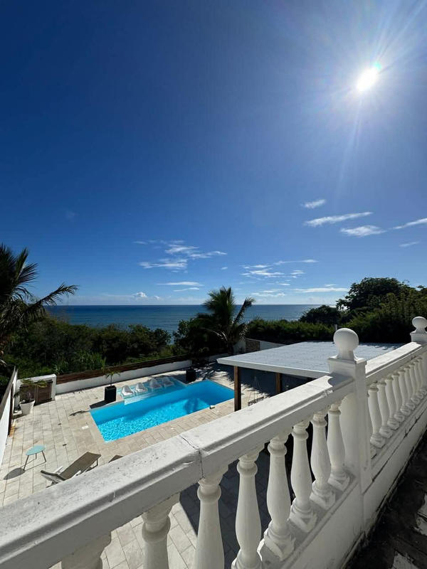 Maison - 197 m² - 8 pièces