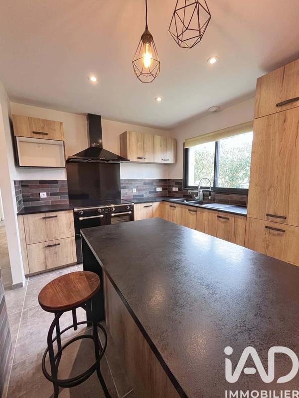 Maison - 122 m² - 5 pièces