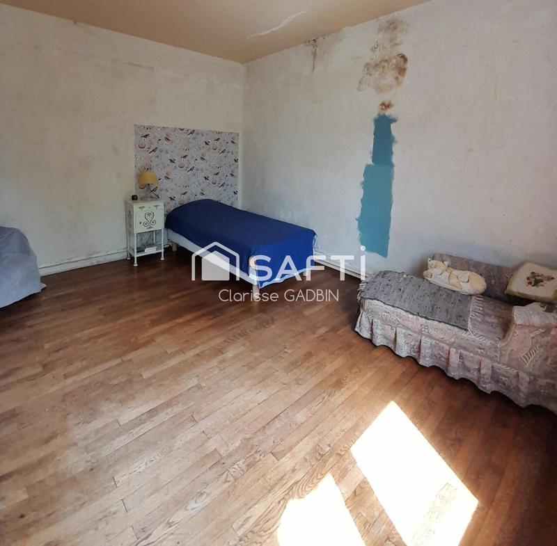 Maison - 260 m² - 11 pièces