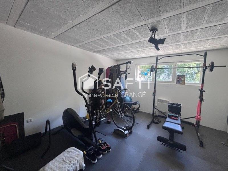 Maison - 189 m² - 8 pièces