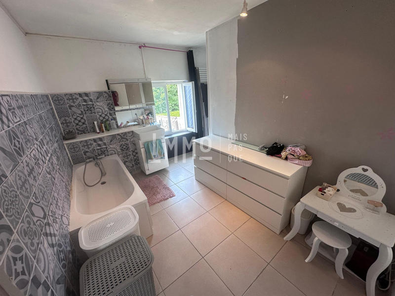 Maison - 122 m² - 4 pièces