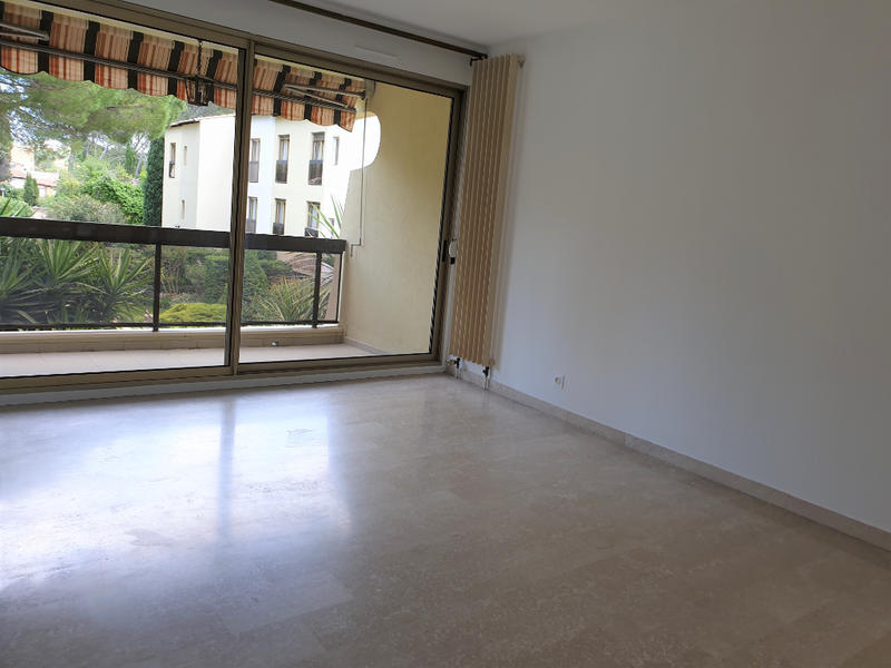 Appartement - 82 m² - 3 pièces