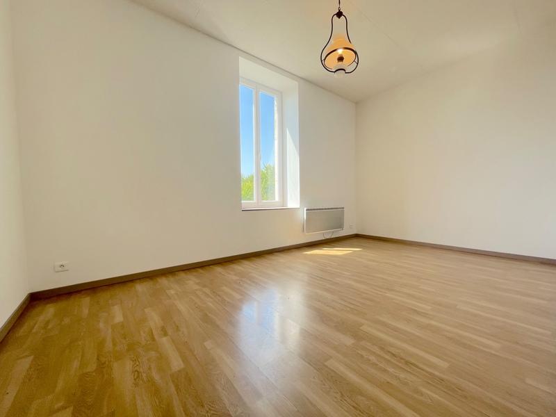 Maison - 265 m² - 12 pièces