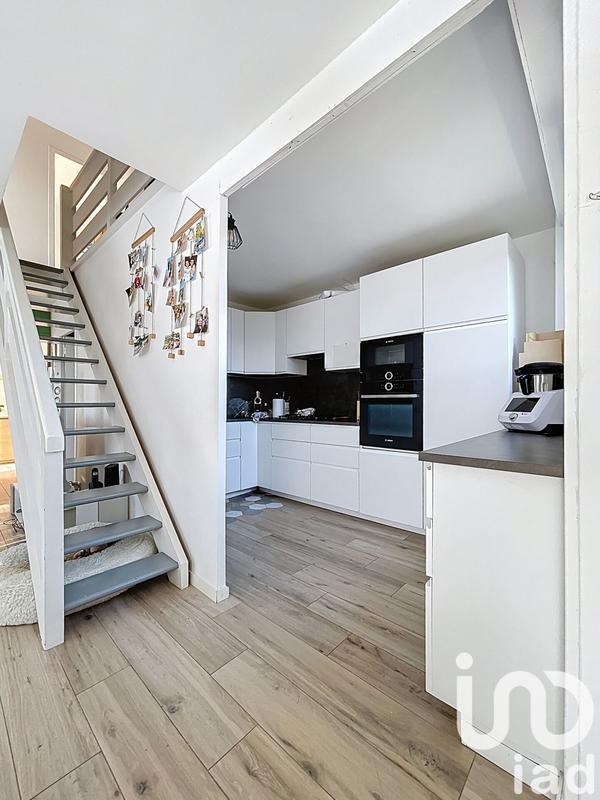 Appartement - 96 m² - 5 pièces