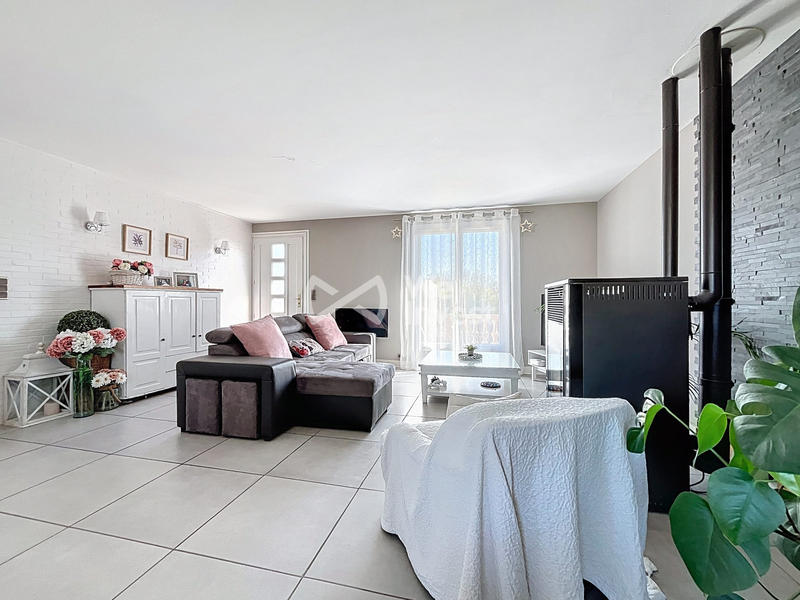 Maison - 142 m² - 5 pièces