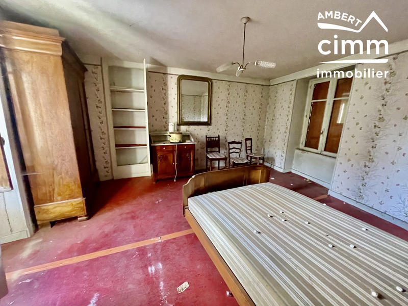 Maison - 95 m² - 5 pièces