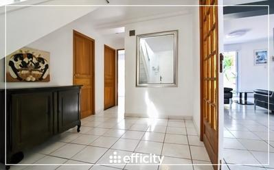 Maison - 175 m² - 7 pièces