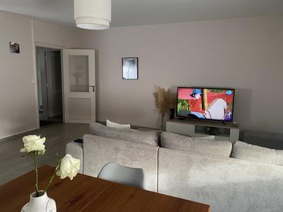 Appartement - 83 m² - 3 pièces