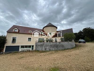 Maison - 328 m² - 10 pièces