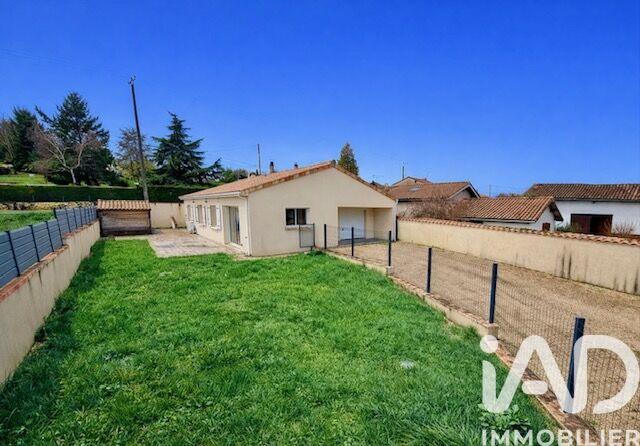 Maison - 95 m² - 4 pièces