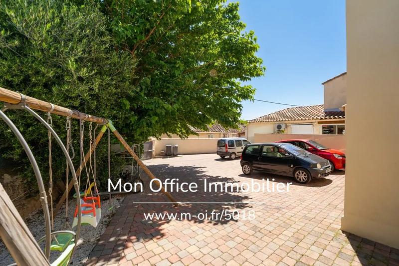 Villa - 205 m² - 7 pièces