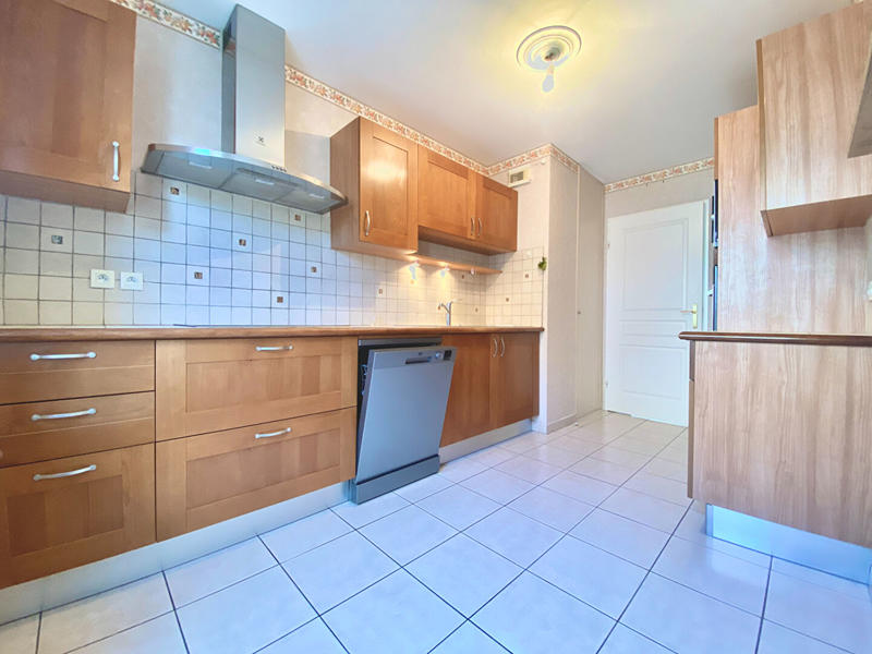 Appartement - 101 m² - 4 pièces