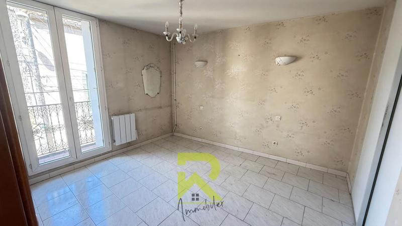 Immeuble - 136 m² - 6 pièces