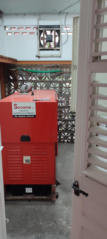 Local commercial - 213 m²