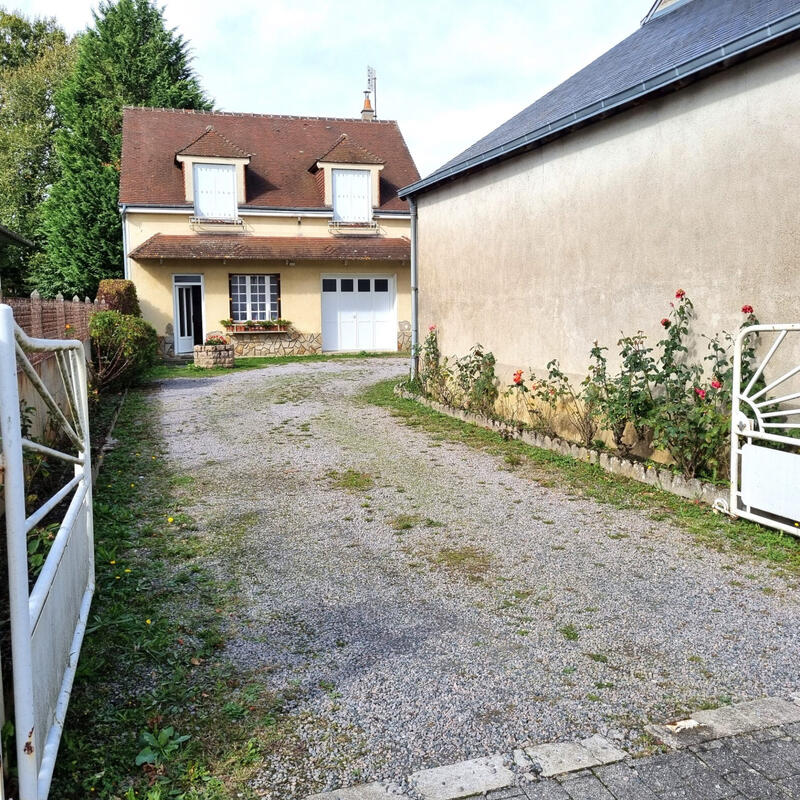 Maison - 117 m² - 5 pièces