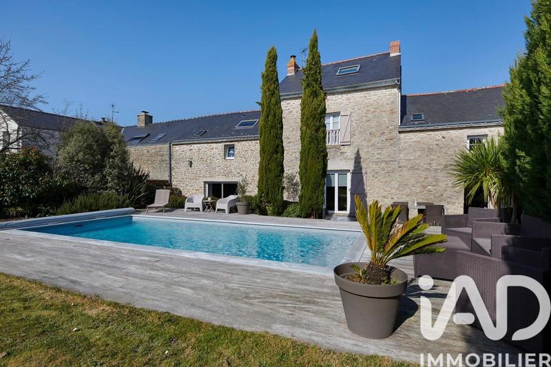 Maison - 175 m² - 6 pièces