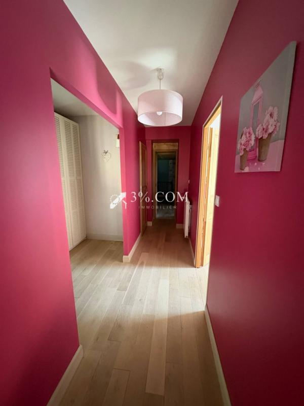 Maison - 258 m² - 10 pièces