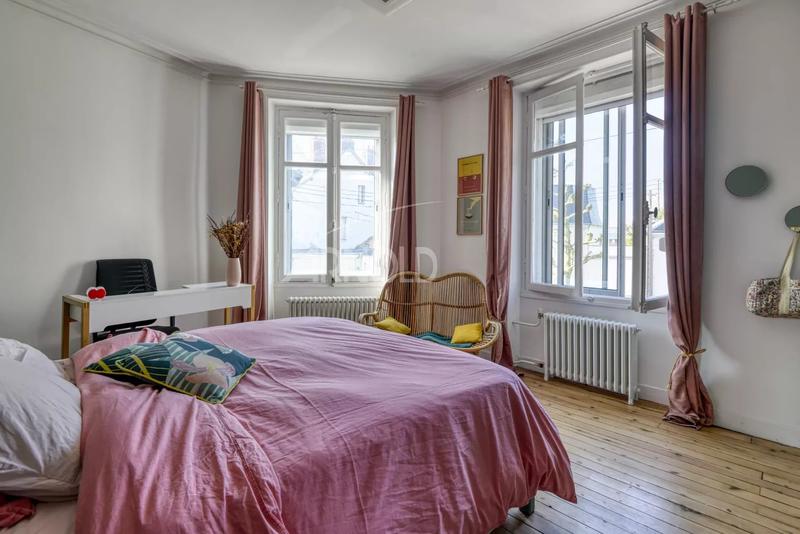 Maison - 148 m² - 7 pièces