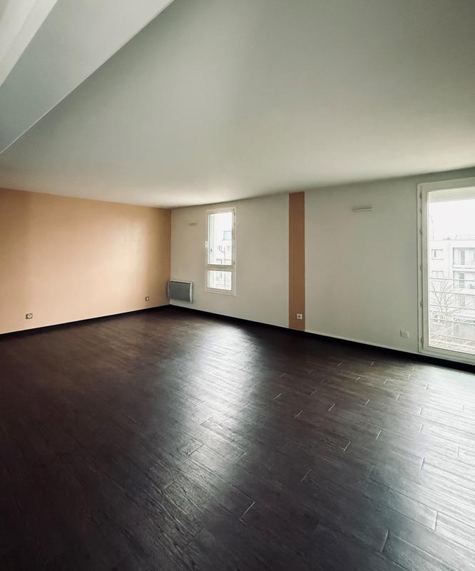 Appartement - 83 m² - 4 pièces