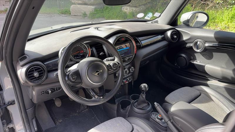 Mini Cabrio Cabriolet III 1.5 One 102 Heddon Street