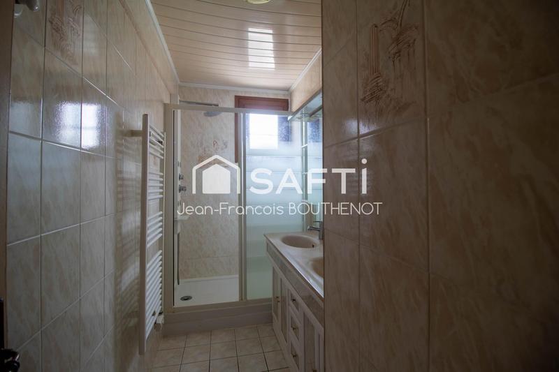 Maison - 168 m² - 7 pièces