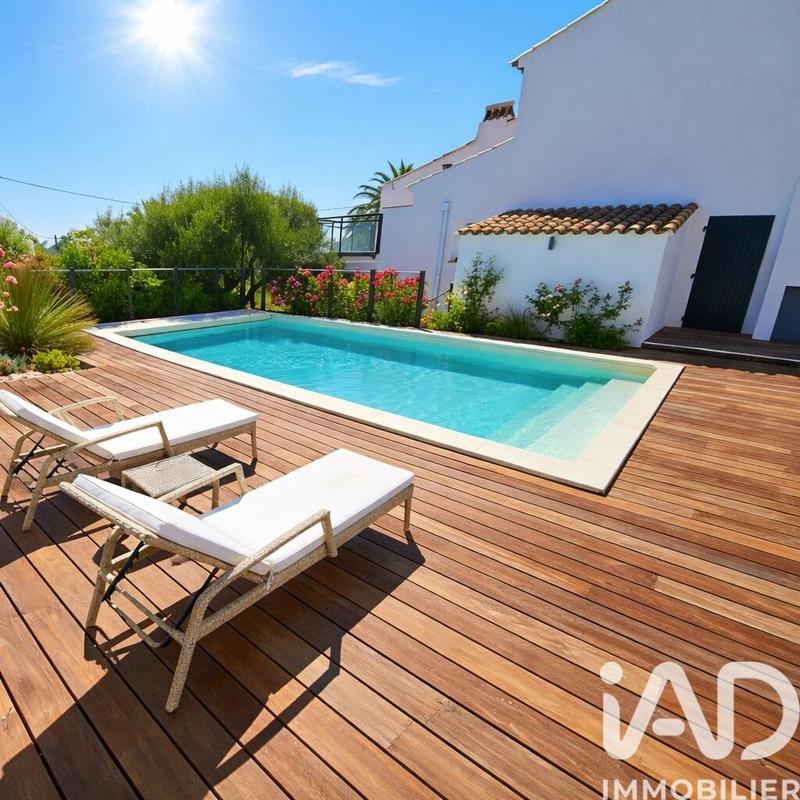 Appartement - 100 m² - 5 pièces