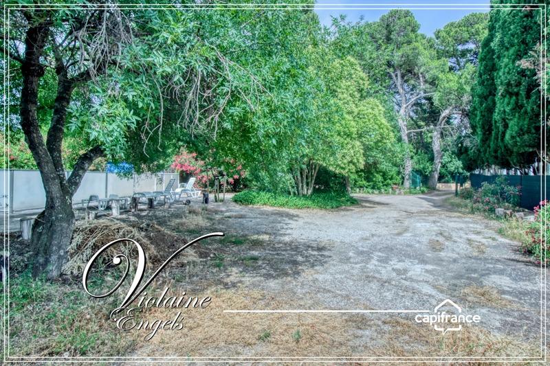 Propriété - 382 m² - 12 pièces